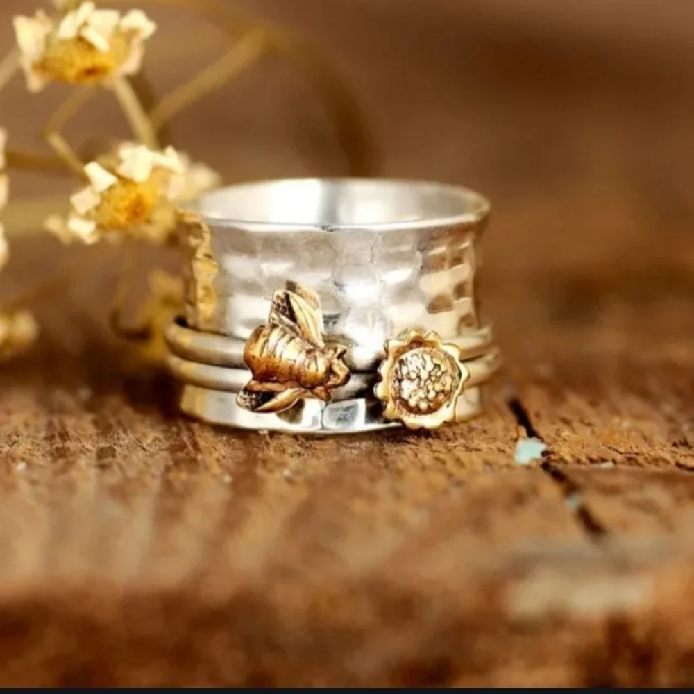 Spinner Ring! (May decrease NAIL BITING!) Sz 7, 8 & 10½ - Picture 1 of 6